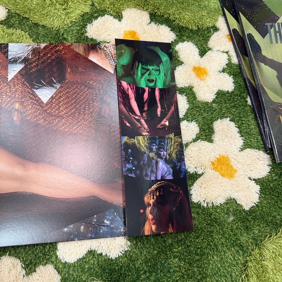 Shiny Bug Collection Violet Shimmer Marbled Vinyl Life of Showgirl Taylor Swift - Picture 4 of 9